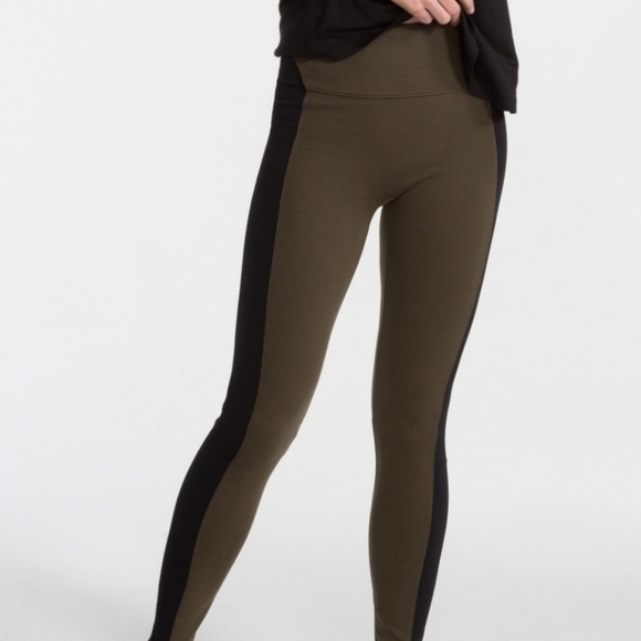 SPANX Pants - SPANX Textured Panel Pull-On Leggings Olive Green